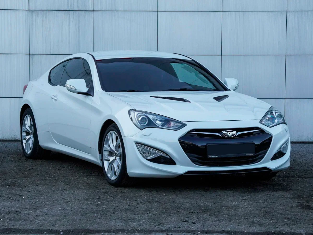 Hyundai Genesis