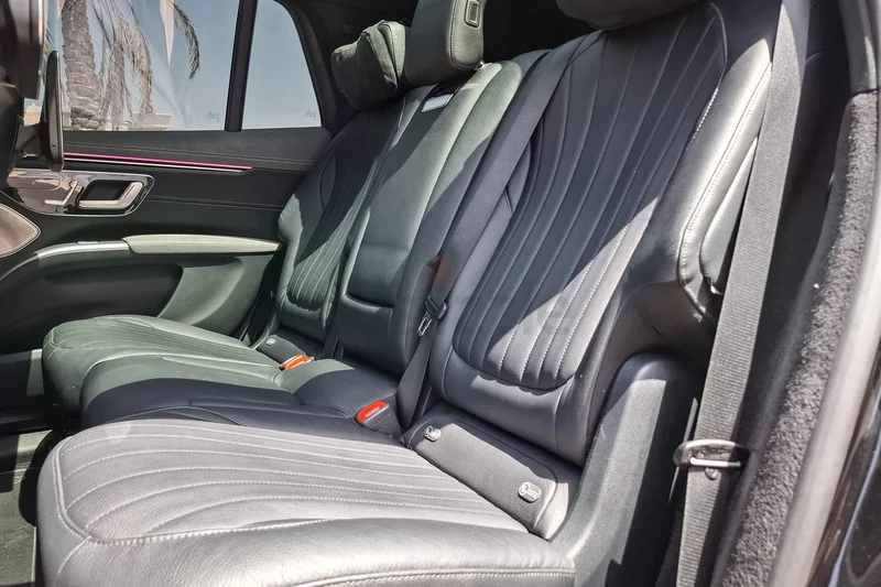 Mercedes EQS