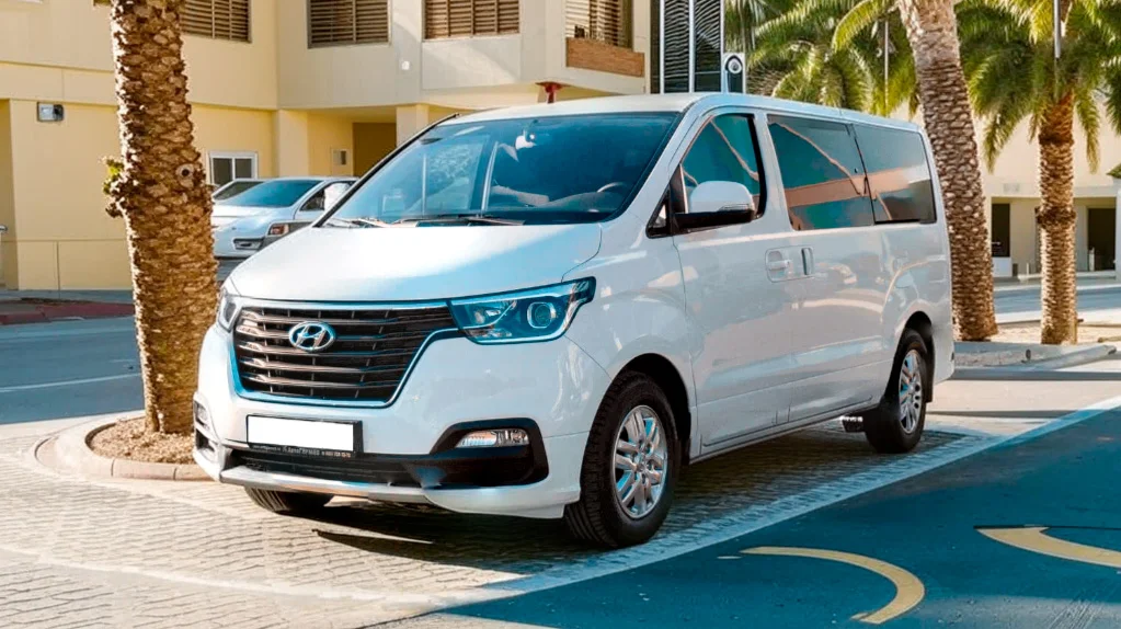 Hyundai Starex